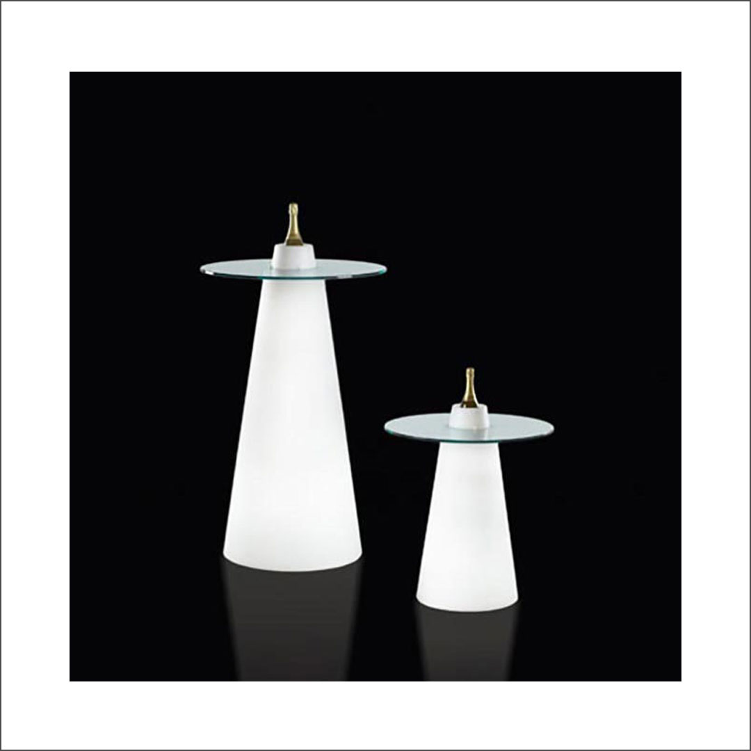 ライティングファニチャカクテルテーブル